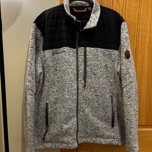 Free Country Men's Black and Gray fleece Sweater